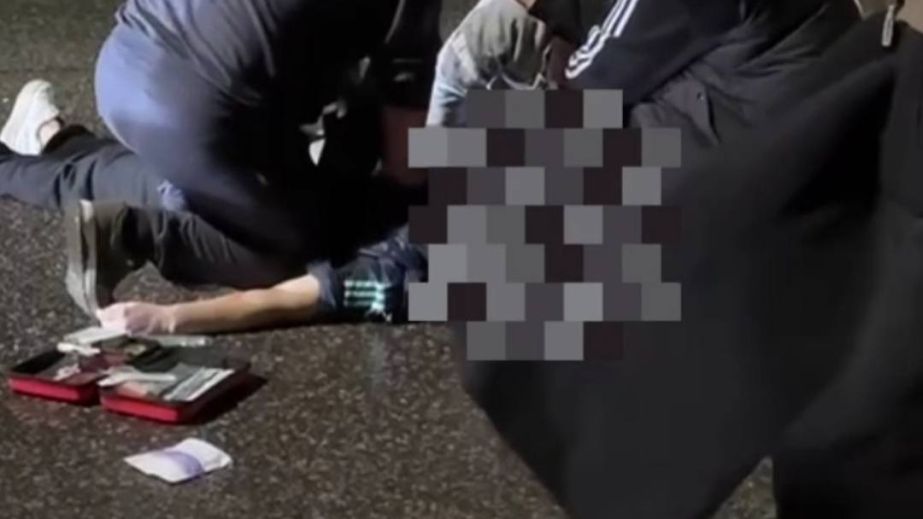 Прохожий, оказавшийся медиком, помог женщине после ДТП в Запорожье