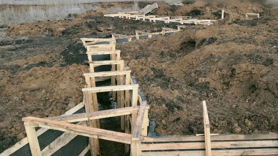 Россияне стягивают инженерную технику для быстрого закрепления на Запорожье, – Андрющенко