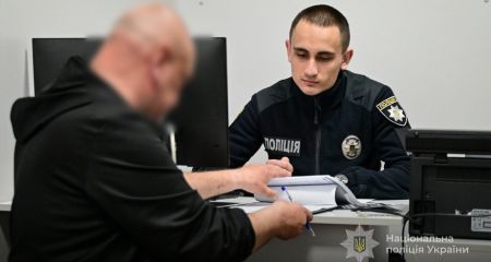 Запоріжець викрав ноутбуки з приміщення військової адміністрації &ndash; подробиці