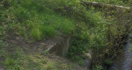 Залежи мусора убрали в районе Сухой Московки в Запорожье