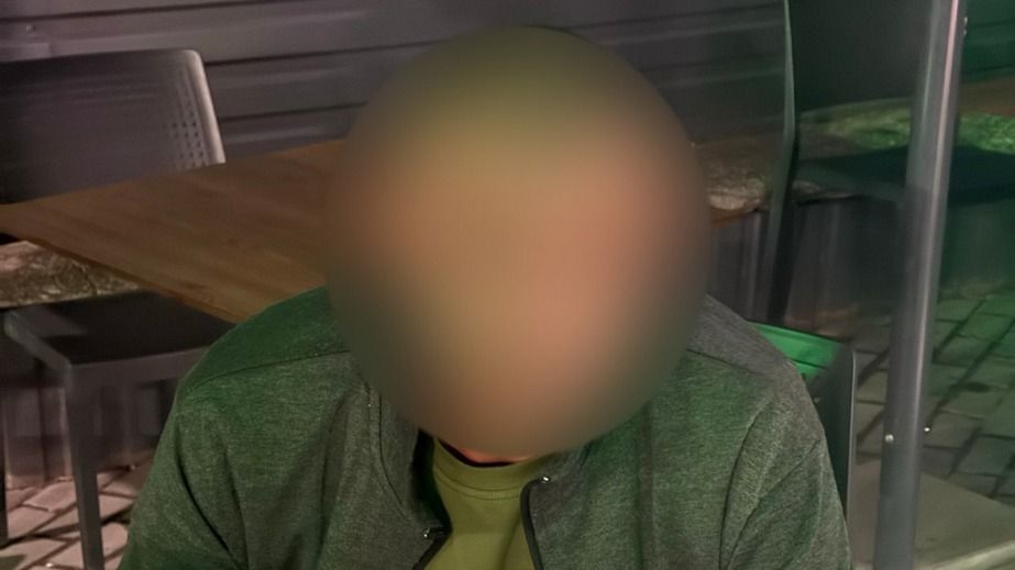На АЗС у Запоріжжі затримали п'яного чоловіка з гранатами &ndash; деталі