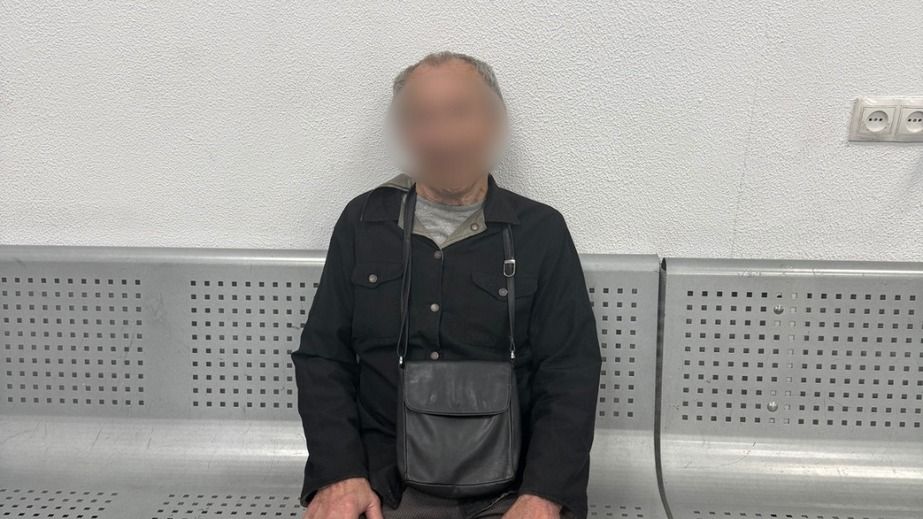 Пішов на вулицю та зник: літнього чоловіка повернули додому в Запоріжжі