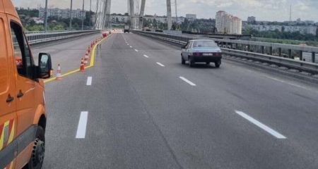 Ограничат движение на выходные Вантовым мостом в Запорожье