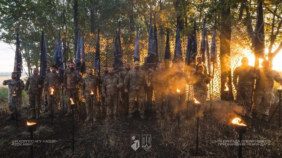 Боевые знамена получили подразделения запорожской бригады "Кара-Даг"