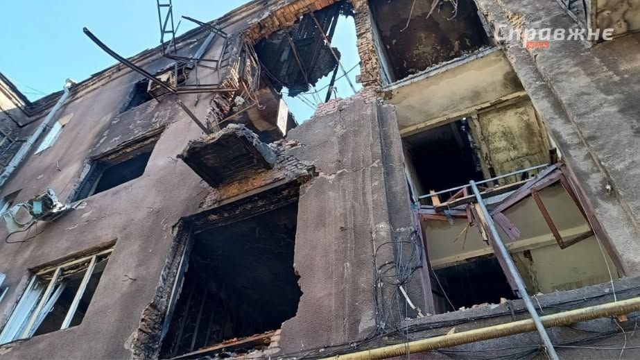 Ворожі обстріли пошкодили більш ніж 70 будинків у Запоріжжі, &ndash; ОВА