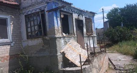 Дроны разрушают поселок Кушугум под Запорожьем