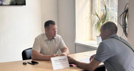 Евакуйовані кушугумці поспілкувалися з головою громади у Запоріжжі