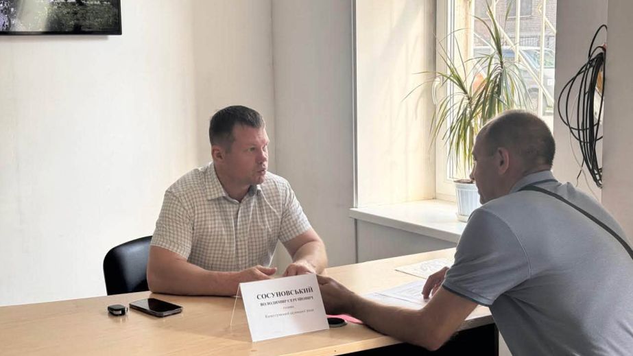 Эвакуированные кушугумцы пообщались с главой громады в Запорожье