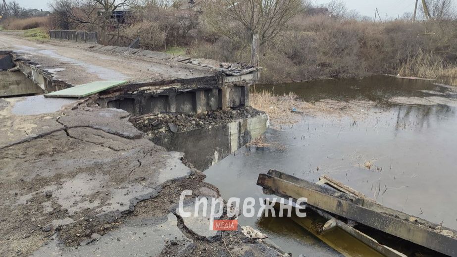 Заблокировать прифронт: на Запорожье враг перебивает мосты