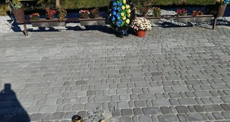 Під Запоріжжям спаплюжили місце пам&rsquo;яті полеглих захисників