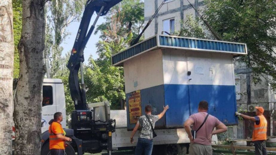 Более 40 протоколов составили мунвартовцы за незаконную торговлю в Запорожье