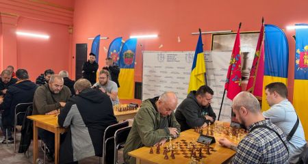 Шаховий турнір серед ветеранів та їхніх родин провели в Запоріжжі