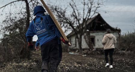 После атак РФ около 400 семей на Запорожье получили помощь