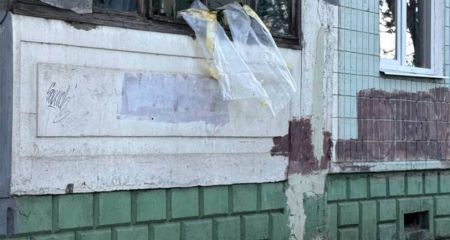 Вилетіли вікна: наслідки атаки показали у спальному районі Запоріжжя
