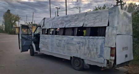 Росіяни вдарили по соціальному автобусу під Запоріжжям &ndash; подробиці