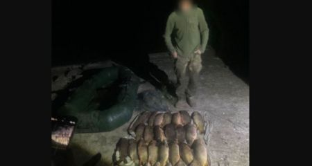 21 сазана выловил ночью запорожский браконьер