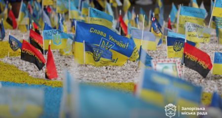 У Запоріжжі оновили простір пам’яті на Алеї бойової слави