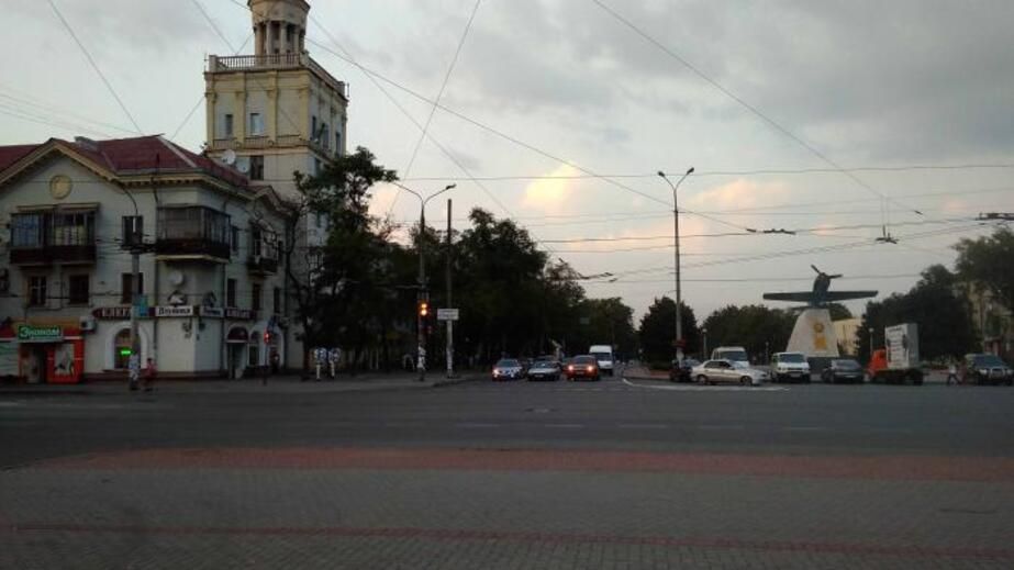 На бульваре Шевченко в Запорожье перенесли остановку транспорта &ndash; подробности