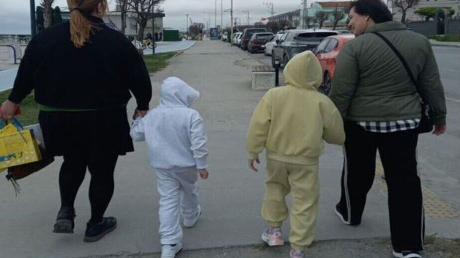 З Казахстану до Запорізької області повернули двох дітей &ndash; деталі