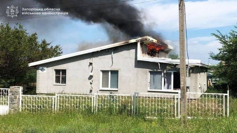 Загиблий і 16 поранених: понад 1000 разів вгатив ворог по Запоріжжю та області