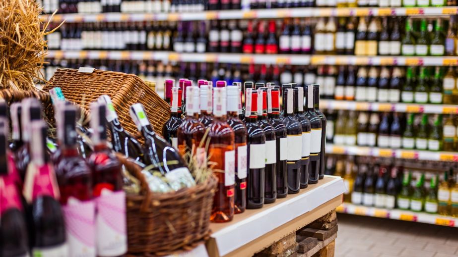 Нові правила продажу алкоголю ввели у Запоріжжі та області &ndash; деталі
