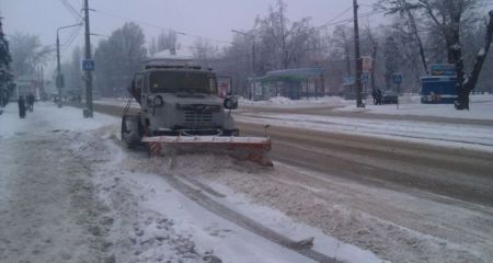 Негода зупинила електротранспорт у Запоріжжі &ndash; подробиці