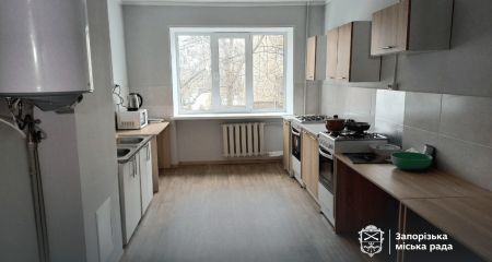 Новий гуртожиток для ВПО облаштували в Запоріжжі &ndash; які умови