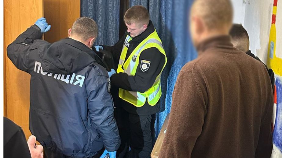 Вынес ноутбук из квартиры – в Запорожье задержали квартирного вора