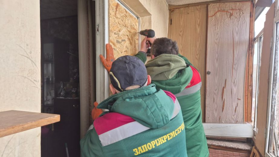 Еще 36 запорожских домов восстановили после вражеских атак &ndash; что сделали