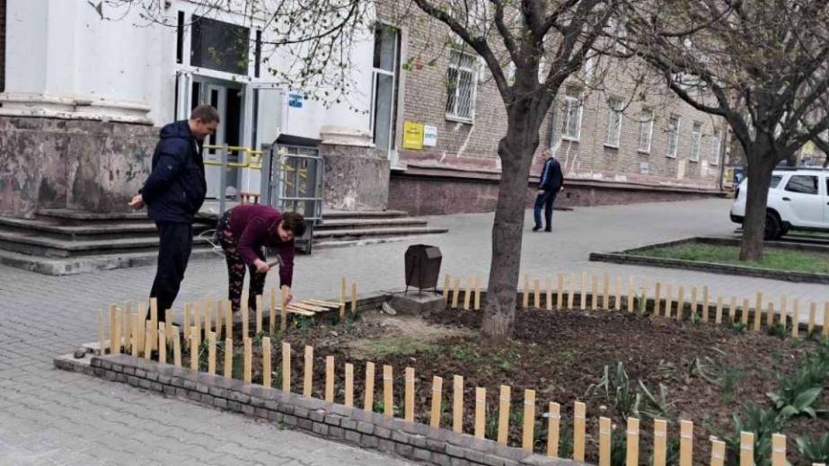 Толоку провели у модульному містечку та гуртожитках для ВПО в Запоріжжі &ndash; кадри