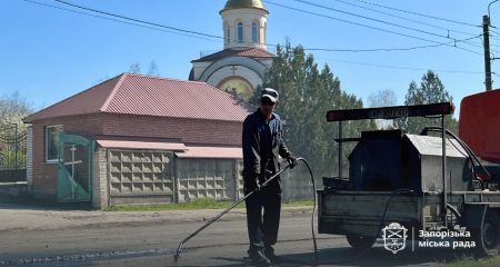 Масштабний ремонт дороги до кладовища проводять в Запоріжжі &ndash; локація та терміни