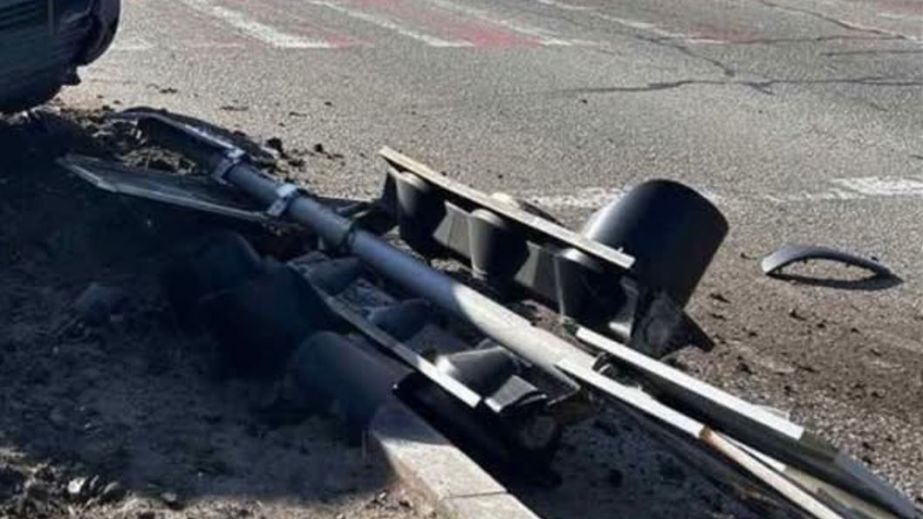 Наслідки ДТП на перехресті: в центрі Запоріжжя замінили розбитий світлофор