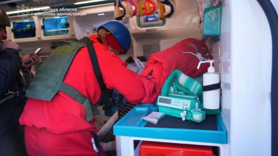 Во время обстрела Запорожья была ранена женщина &ndash; новые детали атаки