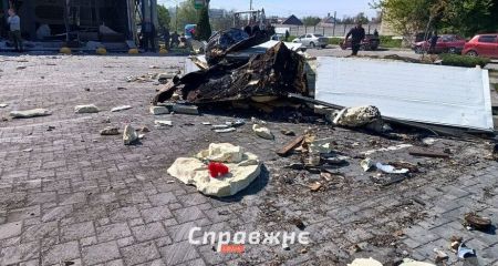 "Двери заклинило, пришлось выбивать": свидетельства и последствия авиаудара по Запорожью