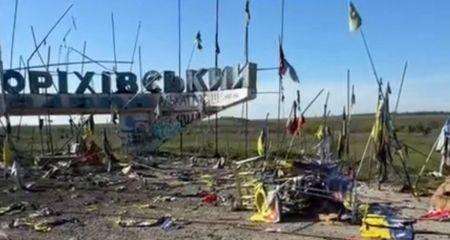 На Запоріжжі військові розпочали відновлення понівеченої Оріхівської стели &ndash; кадри