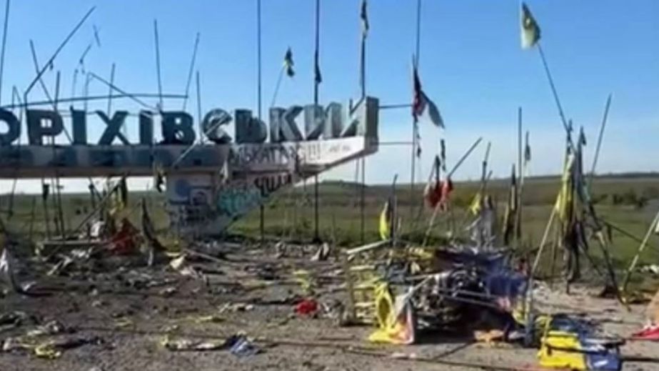 На Запорожье военные начали восстановление разбитой Ореховской стелы &ndash; кадры