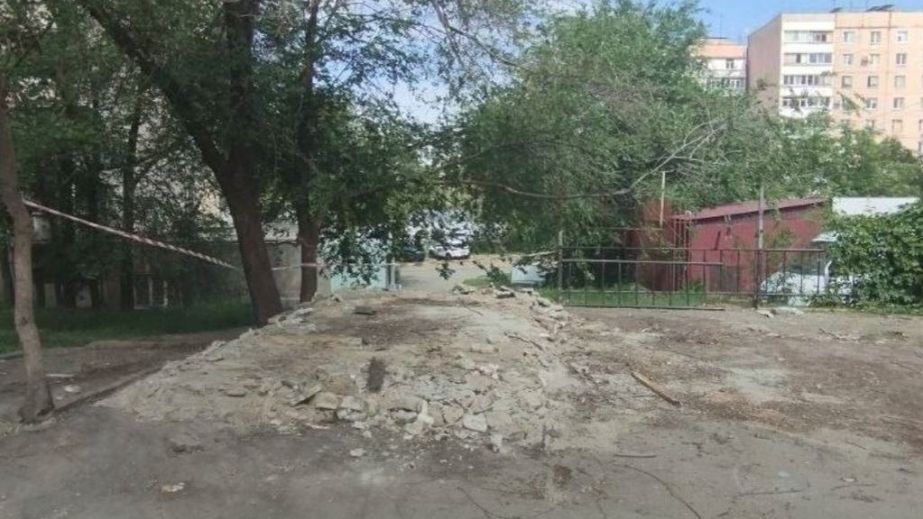 Демонтували три дні: черговий незаконний об&rsquo;єкт прибрали в Запоріжжі