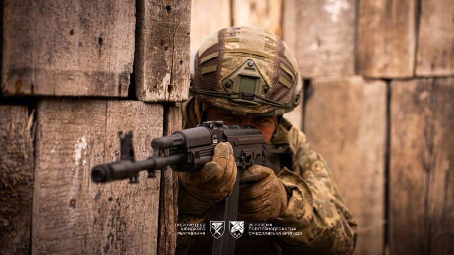 Понад 20 атак за день: у Генштабі повідомили, де росіяни штурмували на Запоріжжі