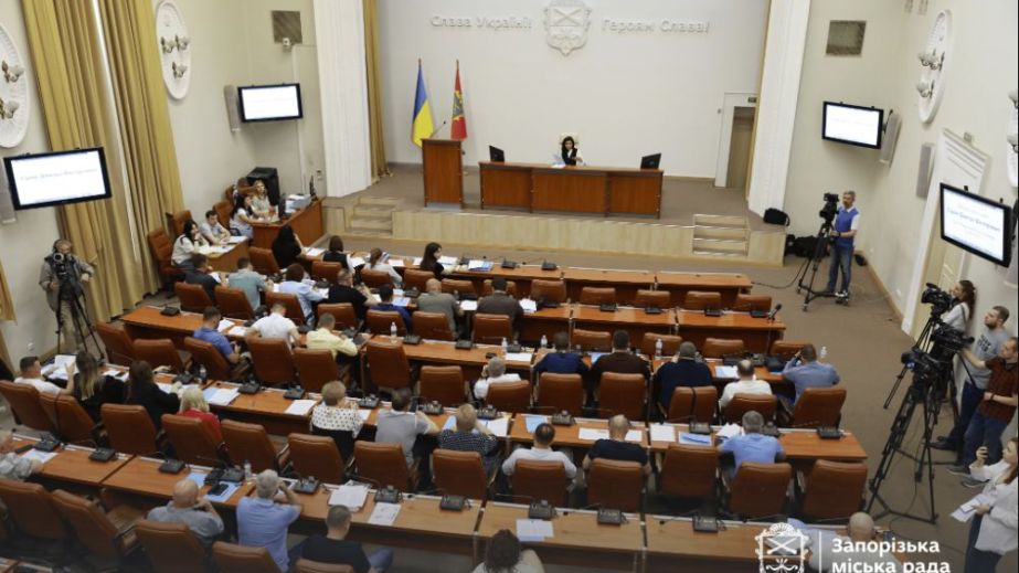 Мільйони на відбудову та житло військовим виділили в Запоріжжі – рішення сесії