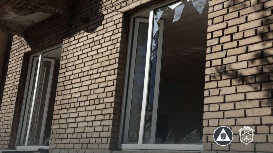 Вместо OSB: в 10 запорожских домах тестируют новую технологию "закрытия" окон