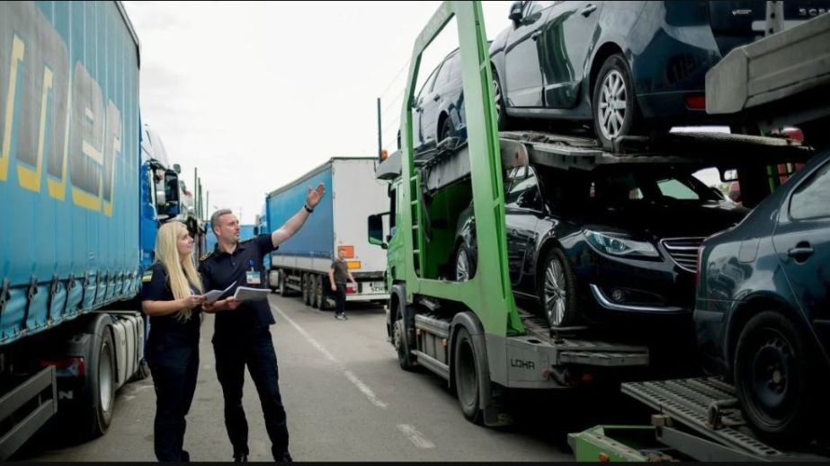 Запорізькі військові матимуть змогу отримати пільги на ввезення авто з-за кордону &ndash; деталі