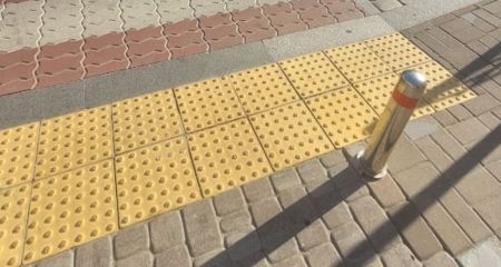 Оновлення інфраструктури: на набережній у Запоріжжі з'явилася тактильна плитка