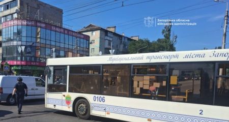 Росіяни атакували дроном автобус із пасажирами в Запоріжжі: є потерпілі