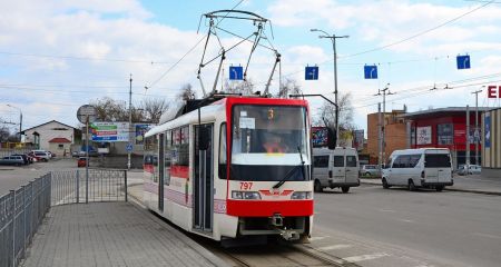 У Запоріжжі на пів доби обмежать рух кількох маршрутів: як доїхати до вокзалу
