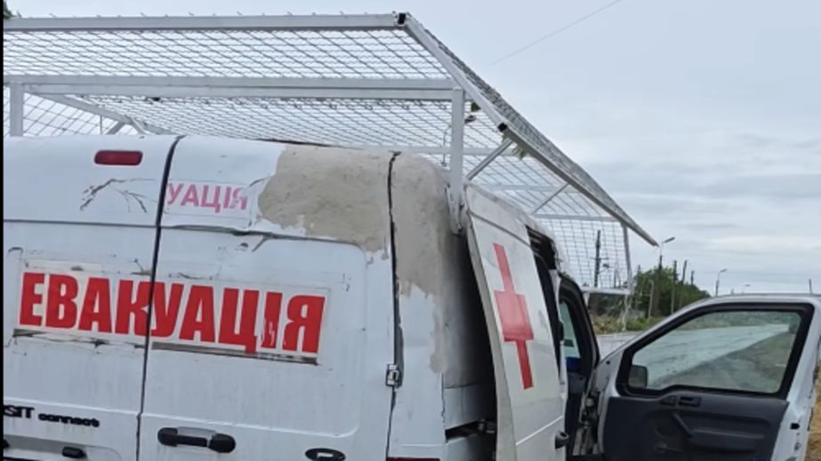Из двух прифронтовых поселков Запорожского района эвакуировали женщин