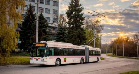 Через роботи на вулиці Перемоги в Запоріжжі ввели зміни в русі транспорту