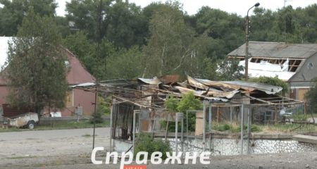 Снесли центр села: россияне "взялись" за запорожскую Марьевку