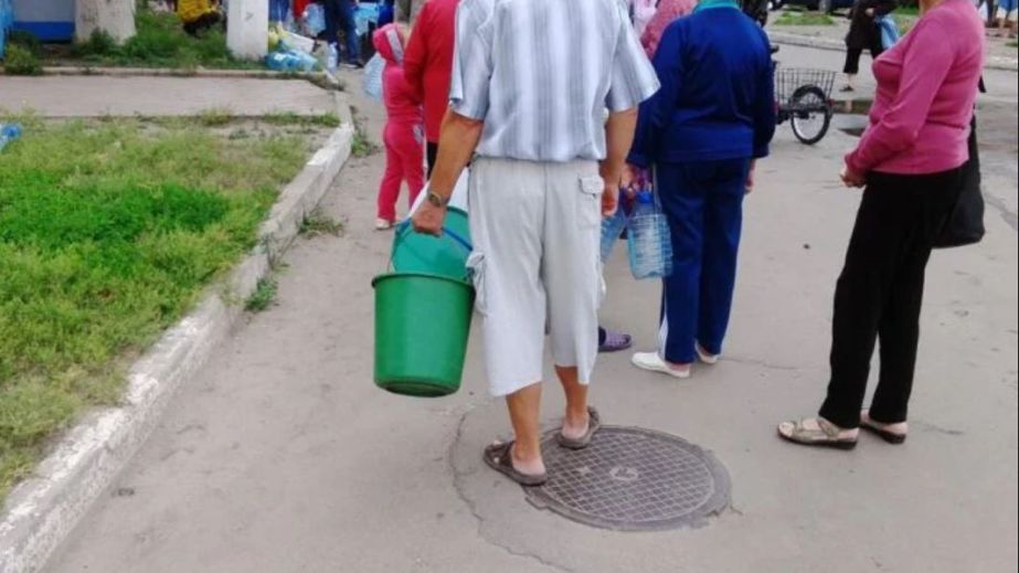 Водна криза на ТОТ Запоріжжя: окупанти ввели набір води за графіком