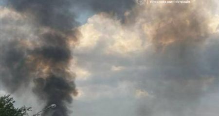 Дим над Запоріжжям: у місті ліквідовують наслідки нової ворожої атаки