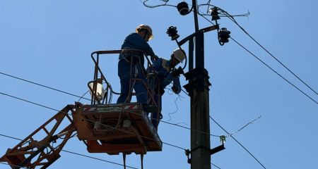 Біленьке під Запоріжжям залишилося без світла після обстрілу &ndash; коли заживлять